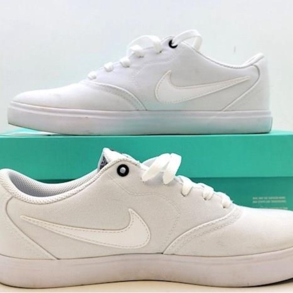 Nike sneakers - Picture 4 of 5